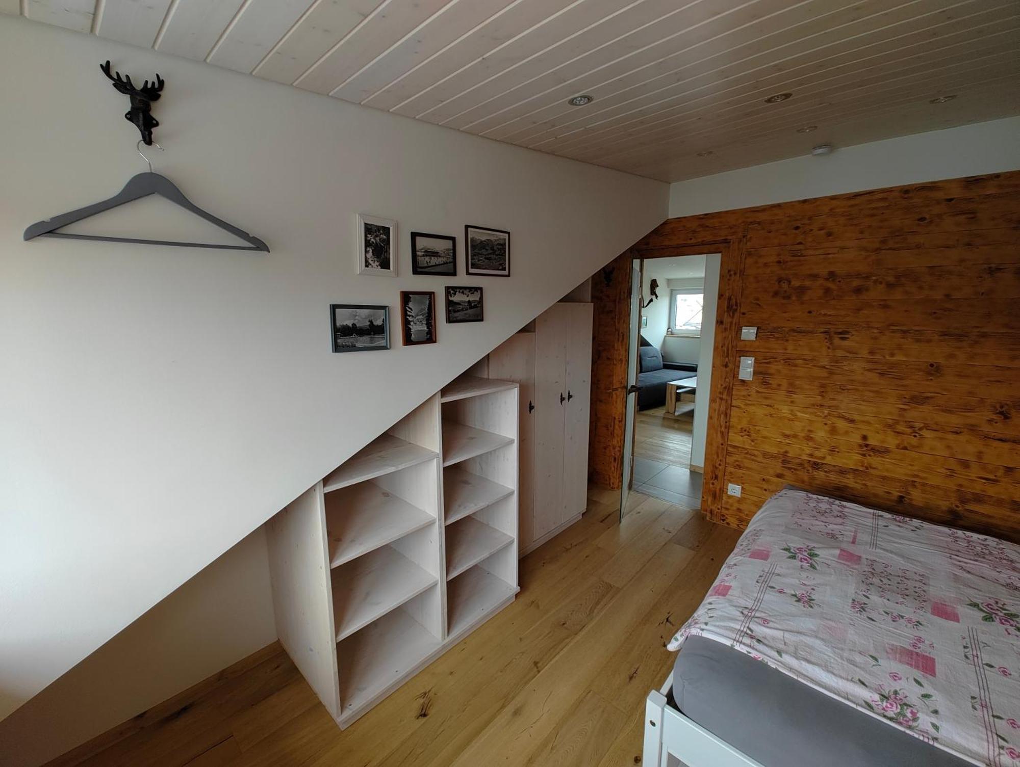 Komplette Dachwohnung Mit Balkon Und Bergblick Sonthofen